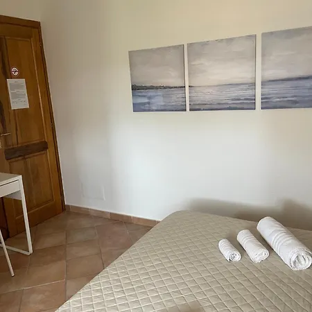 B&B Da Tizy San Teodoro  Exterior photo